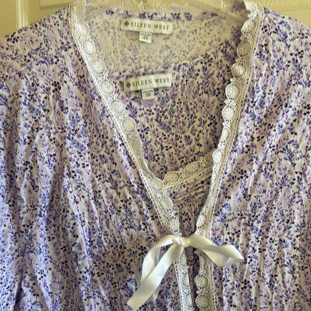 Beautiful Eileen West Nightgown set with bed Jacket